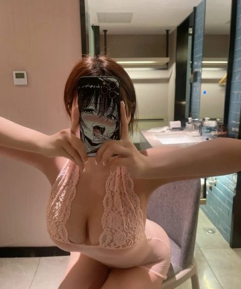 领动和伊兰特是一款车吗