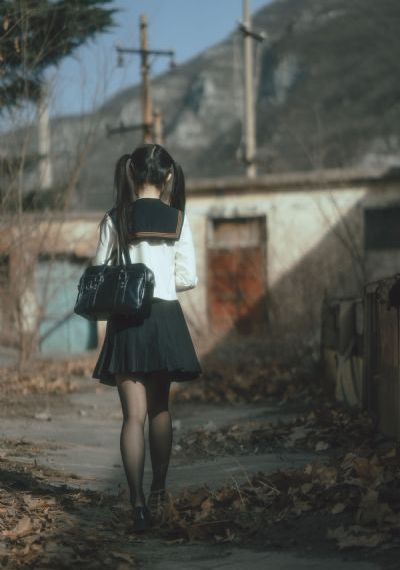 站着等你三千年