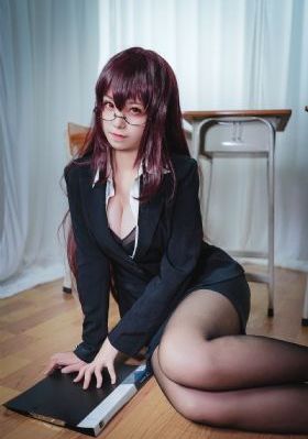 美女考比